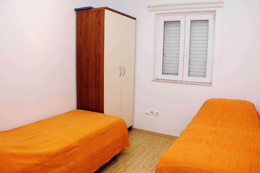 Apartments Slava Petricevic Podstrana Værelse billede