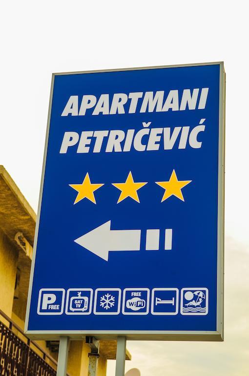 Apartments Slava Petricevic Podstrana Eksteriør billede